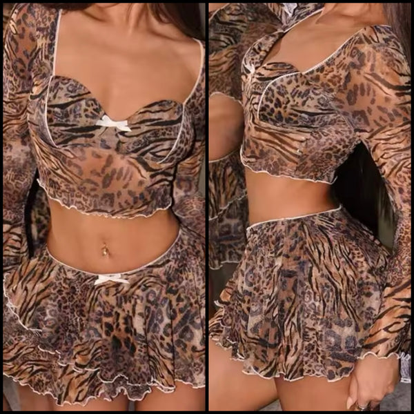 Women Sexy Leopard Full Sleeve Two Piece Ruffled Skirt Set