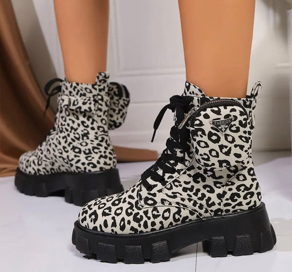 Women Fashion Leopard Print Lace Up Pocket Ankle Boots