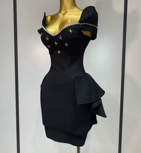 Women Elegant Sleeveless Rhinestone Ruffle Dress
