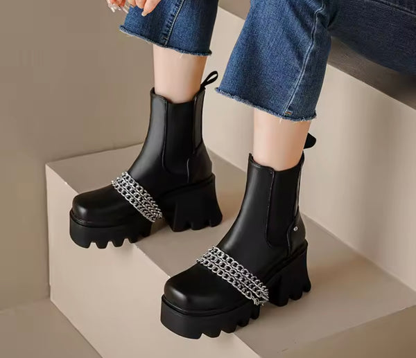 Women Black Fashion Chain Platform Ankle Boots
