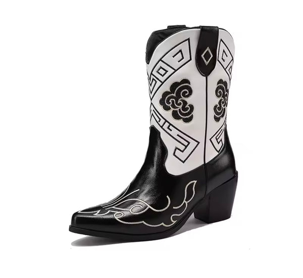 Women Fashion B&W Printed Faux Leather Western Boots