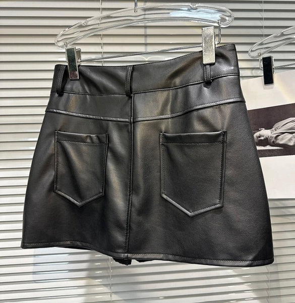 Women Black Fashion Buckled Faux Leather Skirt