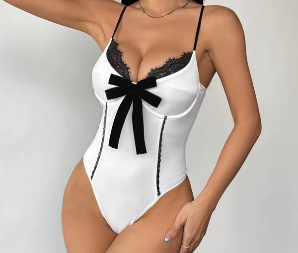 Women Sleeveless Lace Bow Fashion Bodysuit Top