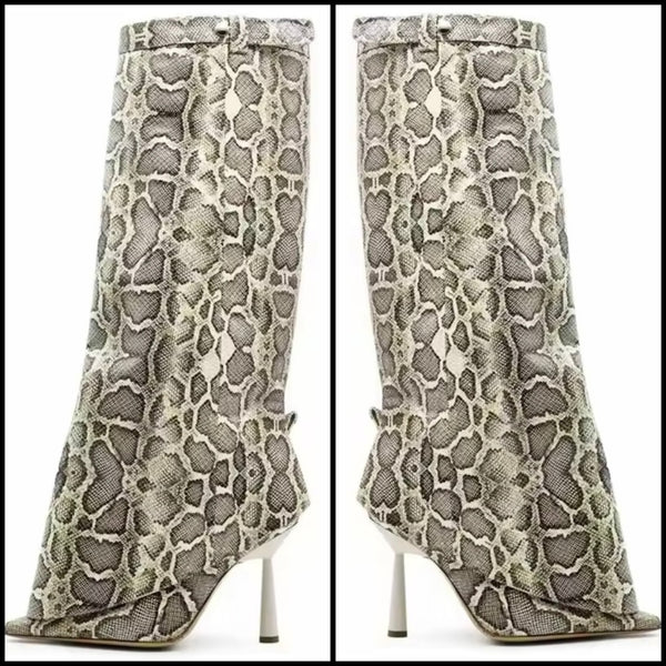 Women Fashion Pointed Toe Animal Print Buckled Boots