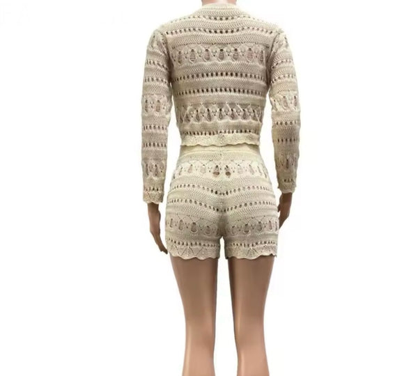 Women Color Fashion Full Sleeve Knitted Two Piece Short Set