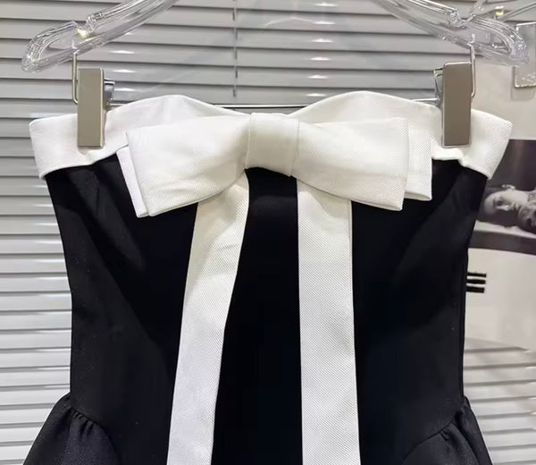 Women Sexy B&W Strapless Bow Ruffled Two Piece Short Set