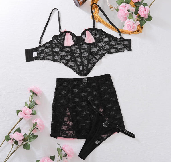 Women Sexy Color Patchwork Lace Lingerie Set