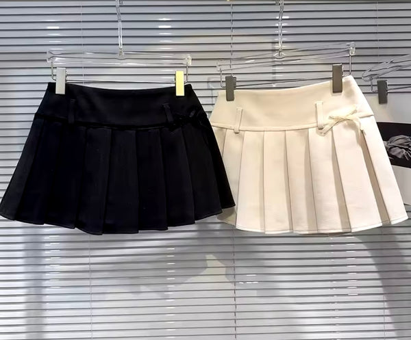 Women Sexy Fashion Color Pleated Short Skirt