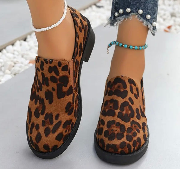 Women Fashion Leopard Print Slip On Loafers