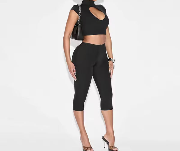 Women Sexy Turtleneck Short Sleeve Cut Out Two Piece Capri Pant Set