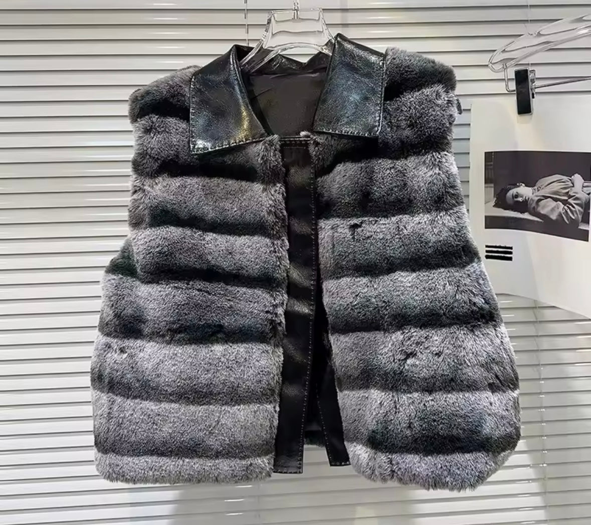 Women Fashion Faux Fur Sleeveless Vest Jacket