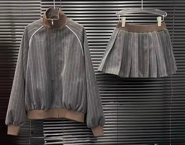 Women Striped Color Patchwork Two Piece Pleated Skirt Set