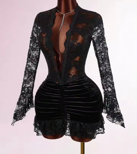 Women Sexy V-Neck Lace Full Sleeve Ruched Velour Dress
