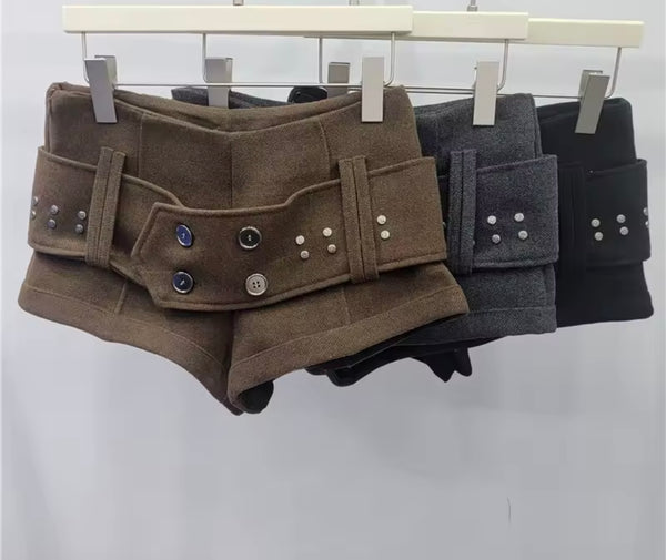 Women Sexy Fashion Rivet Belted Shorts