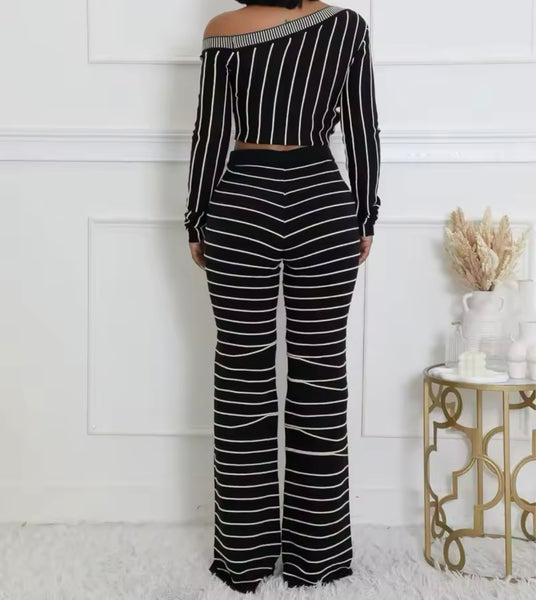 Women B&W Striped Fashion Full Sleeve Two Piece Pant Set