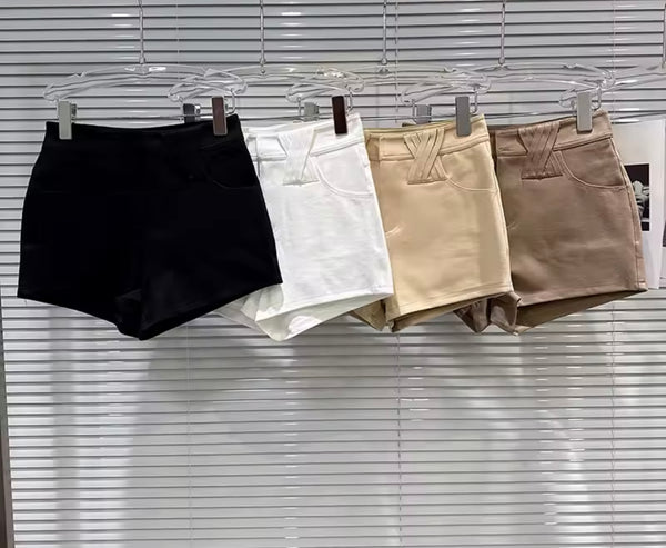 Women Solid Color Fashion Shorts