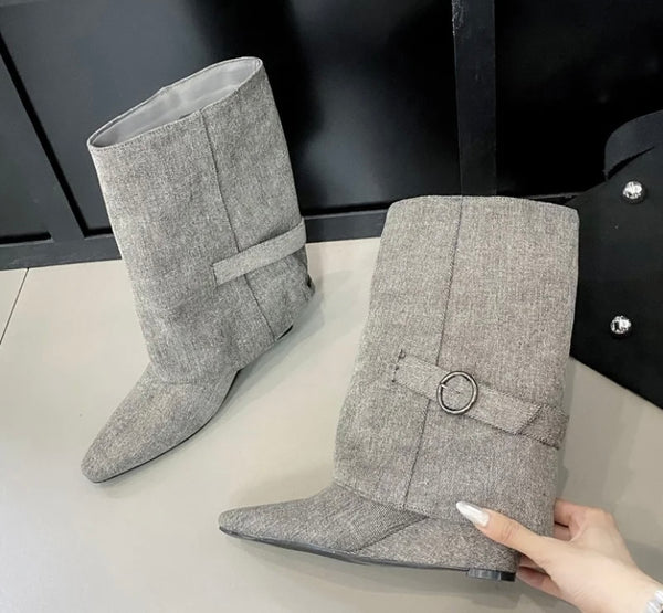 Women Buckled Fashion Platform Ankle Boots