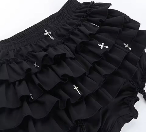Women Black Feather Buckled Strapless Two Piece Ruffled Skirt Set