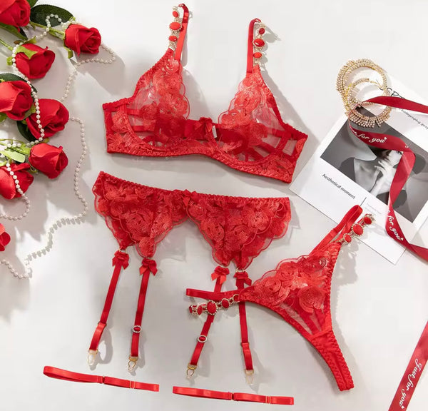 Women Sexy Metal Crystal Lace Lingerie Set