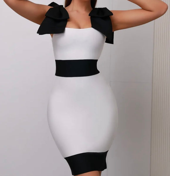 Women Sexy Bow B&W Sleeveless Back Zipper Dress