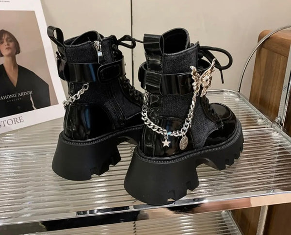 Women Fashion Butterfly Chain Lace Up Ankle Boots