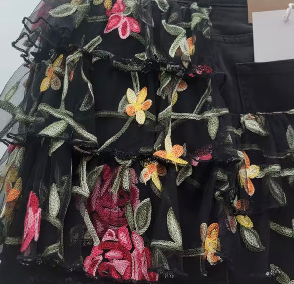Women Fashion Floral Ruffled Black Denim Skirt