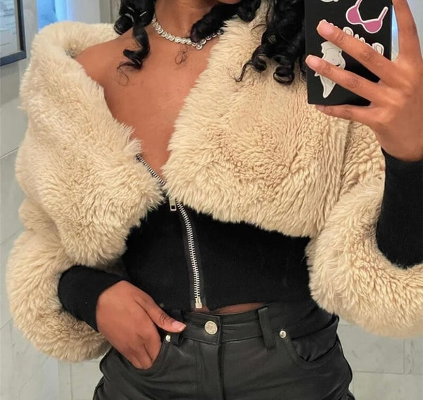 Women Fashion Faux Fur Full Sleeve Zip Up Crop Top