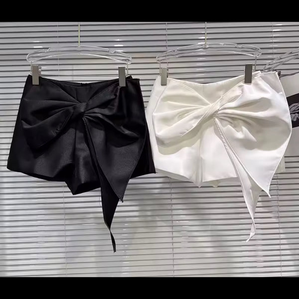 Women Solid Color Bow Fashion Shorts