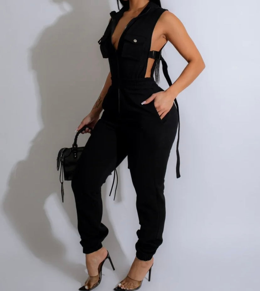 Women Buckled Sleeveless Fashion Solid Color Jumpsuit