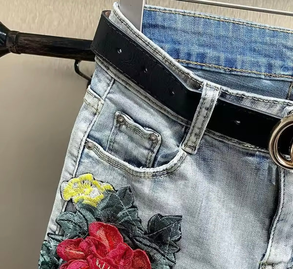 Women Fashion Embroidery Floral Print Denim Shorts