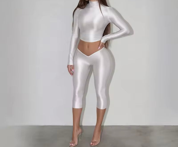 Women Sexy Fashion Turtleneck Full Sleeve Two Piece Capri Pant Set
