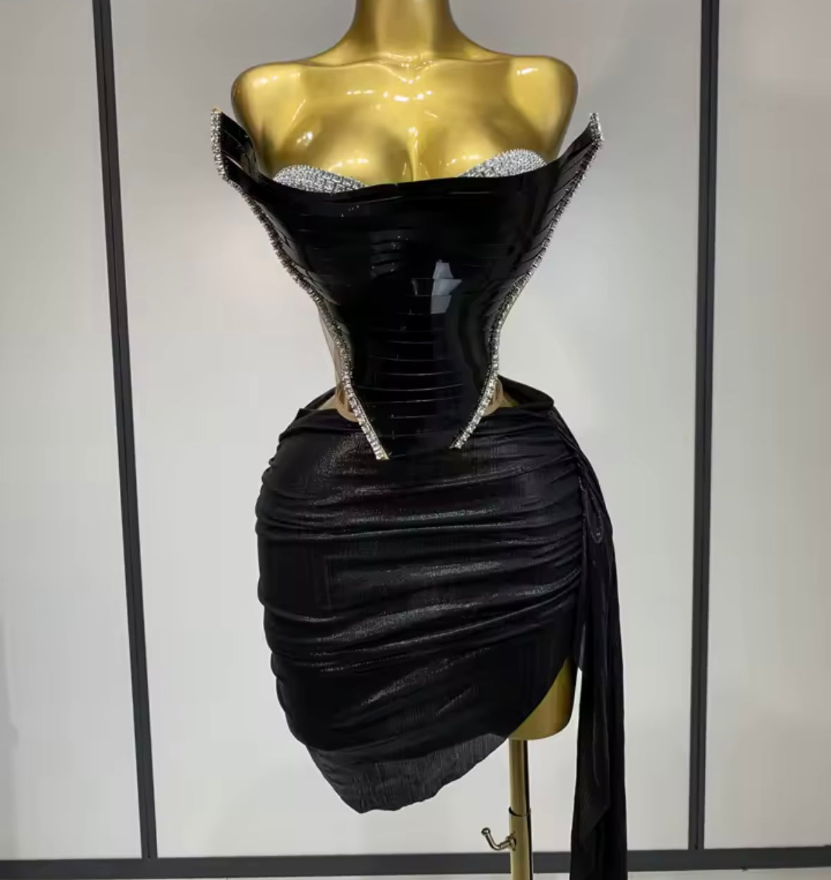 Women Sexy Strapless Rhinestone  Acrylic Two Piece Skirt Set