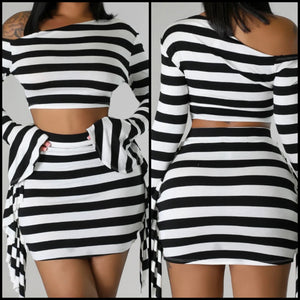 Women Sexy B&W Striped Full Sleeve Two Piece Skirt Set