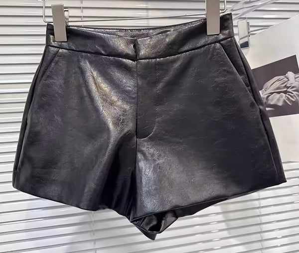 Women Color Fashion Faux Leather Shorts
