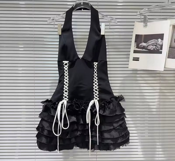Women Fashion B&W Halter Sleeveless Ruffled Tie Up Dress