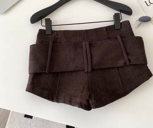 Women Fashion Corduroy Button Belted Shorts