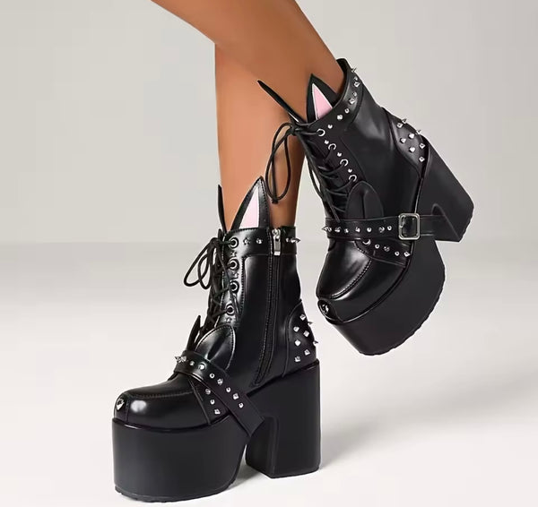 Women Black Rivet Buckled Platform Gothic Ankle Boots