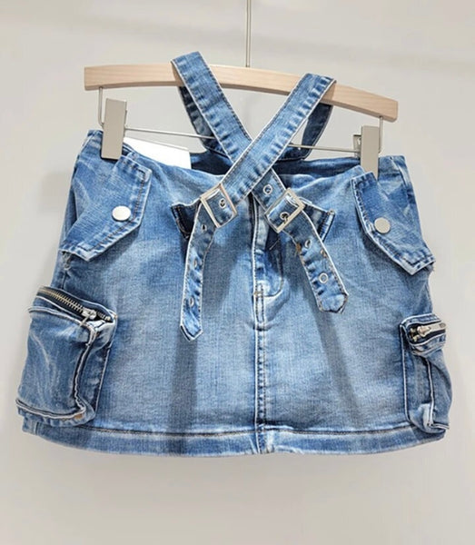 Women Fashion Buckled Pocket Denim Skirt