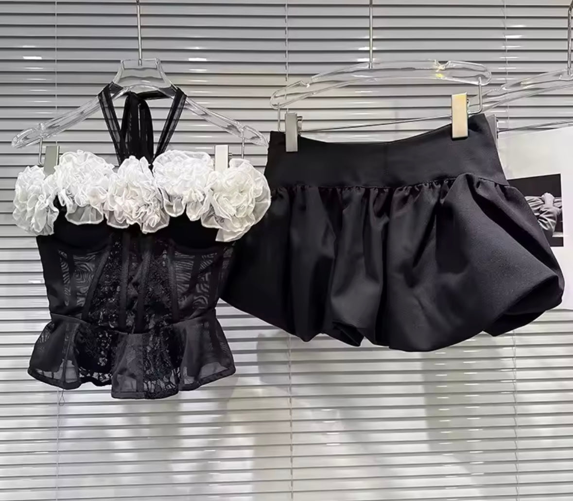 Women Sexy Strapless B&W 3D Floral Mesh Two Piece Skirt Set