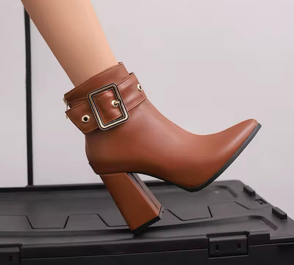 Women Fashion Pointed Toe Faux Leather Buckled Ankle Boots