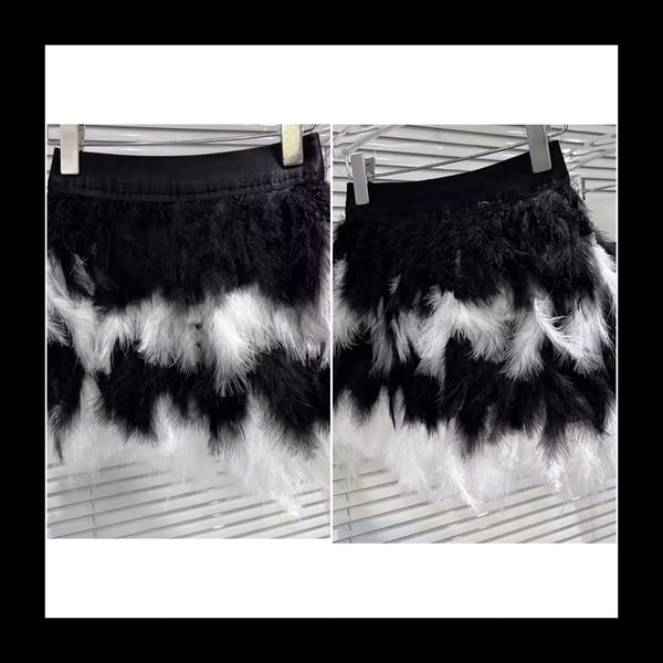 Women Sexy Fashion B&W Feather Skirt