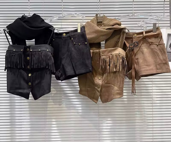 Women Sleeveless Suede Rivet Button Up Fringe Two Piece Short Set