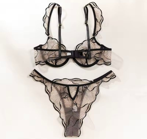 Women Color Printed Mesh Sexy Lingerie Set