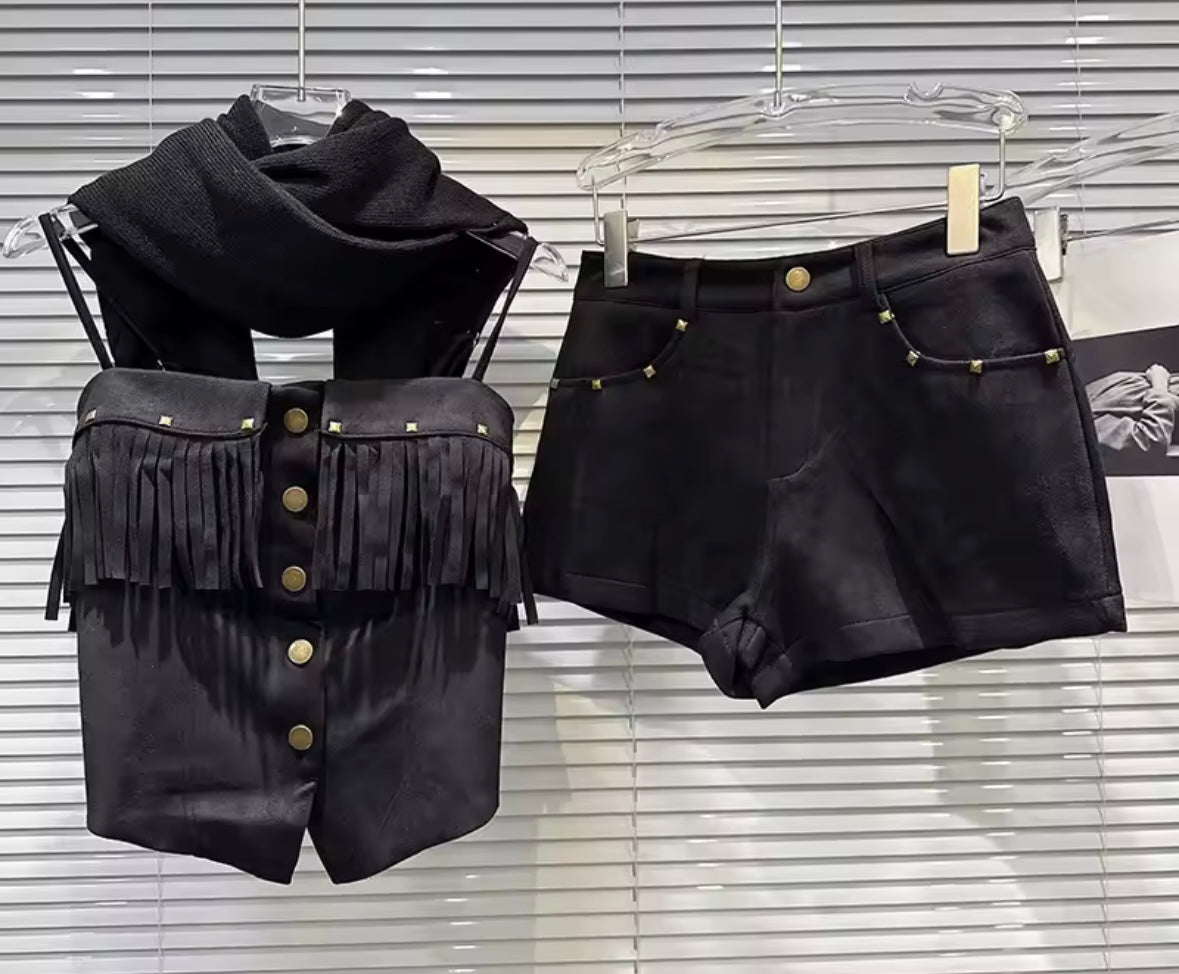 Women Sleeveless Suede Rivet Button Up Fringe Two Piece Short Set