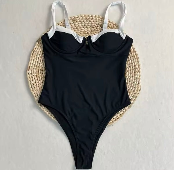 Women Sexy B&W Bikini/Swimsuit