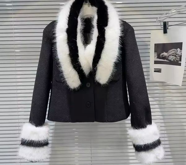 Women Fashion B&W Faux Fur Patchwork Jacket