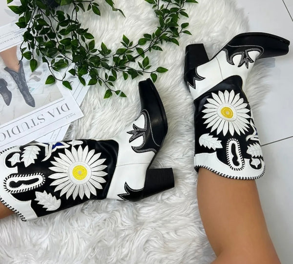 Women Fashion Color Patchwork Western Boots