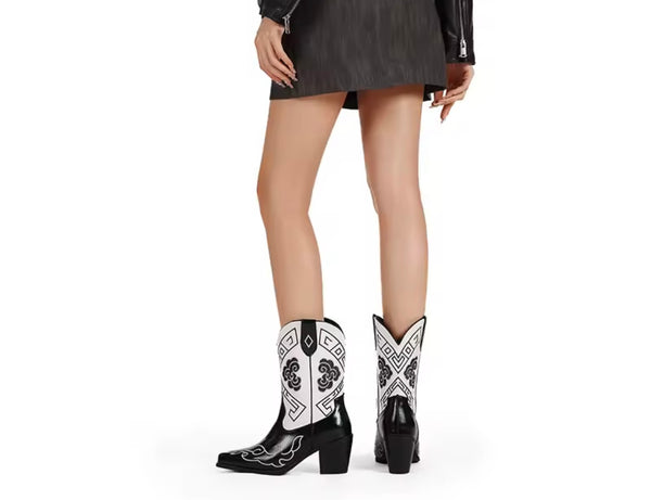 Women Fashion B&W Printed Faux Leather Western Boots