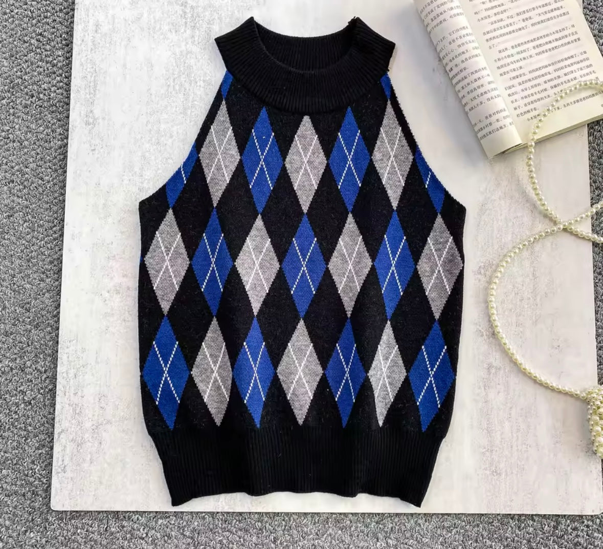 Women Fashion Argyle Print Vest Sweater Top