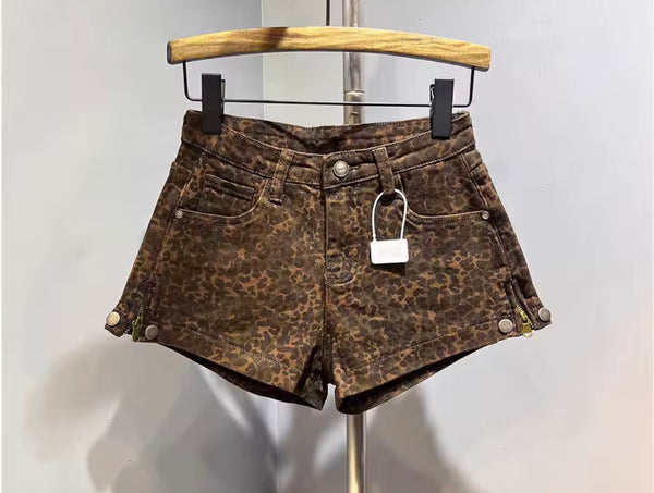 Women Fashion Leopard Denim Shorts